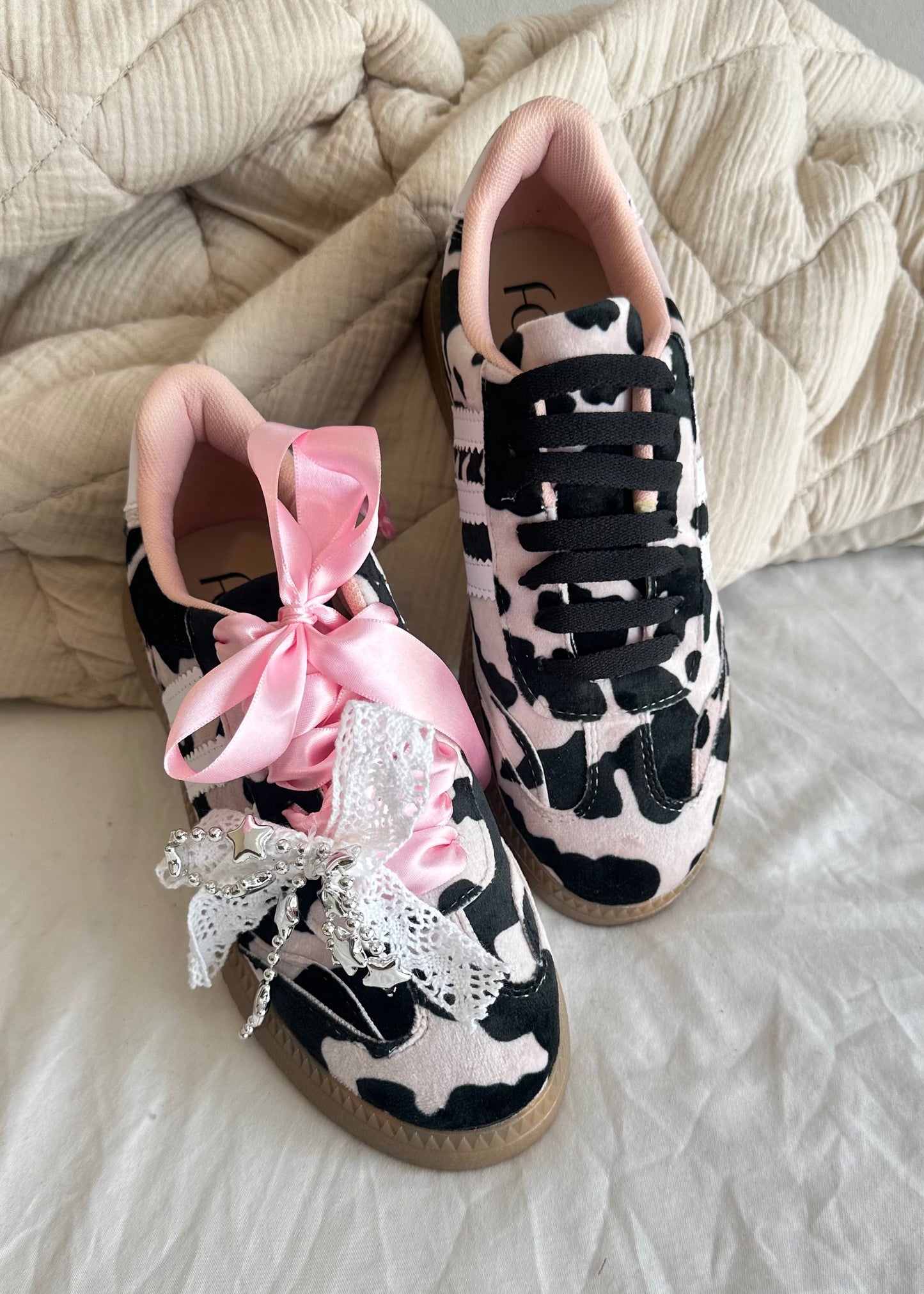 Sofia vaca sneakers