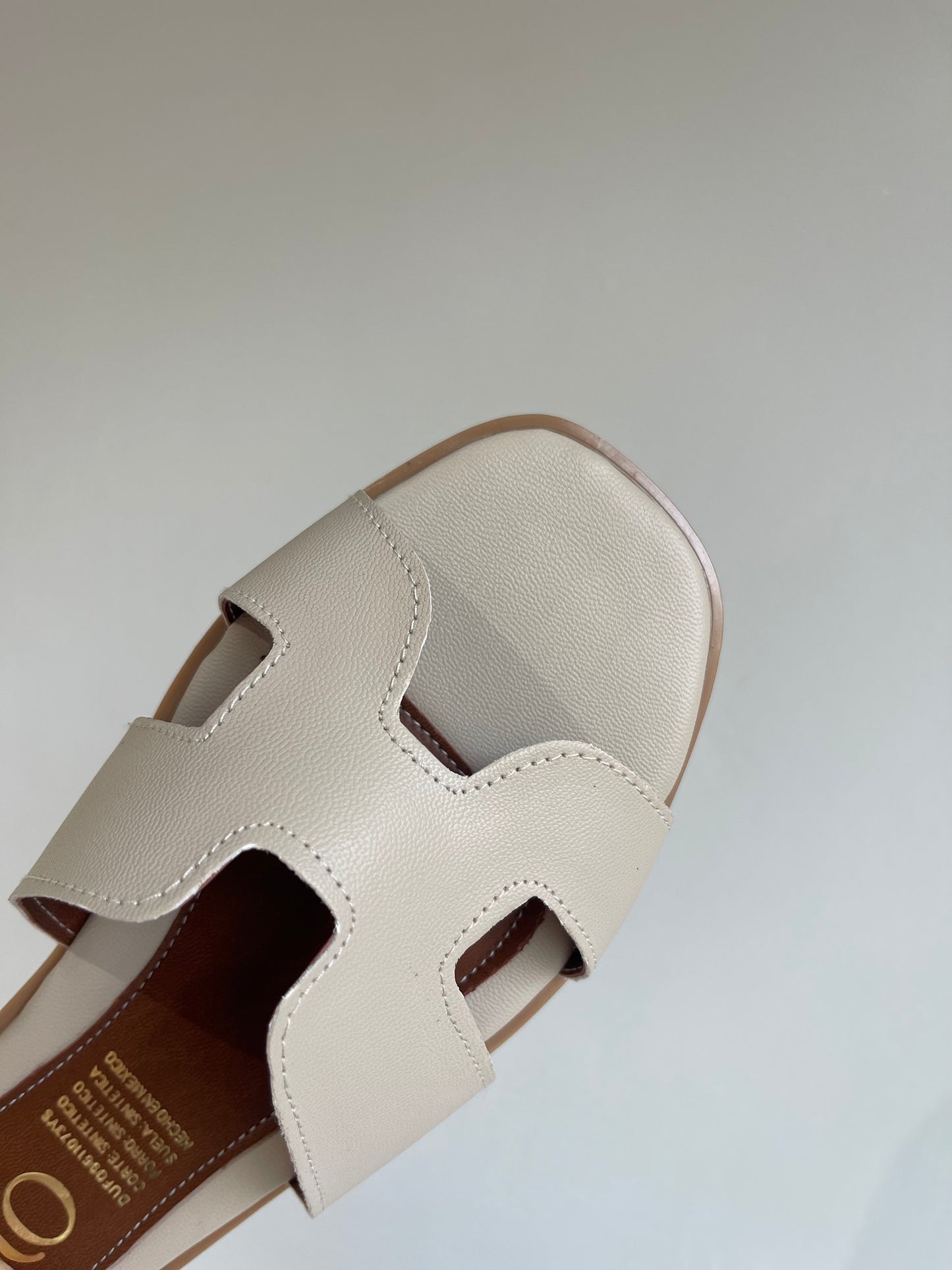 Julieta Nude sandalias planas
