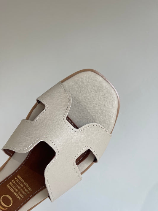 Julieta Nude sandalias planas