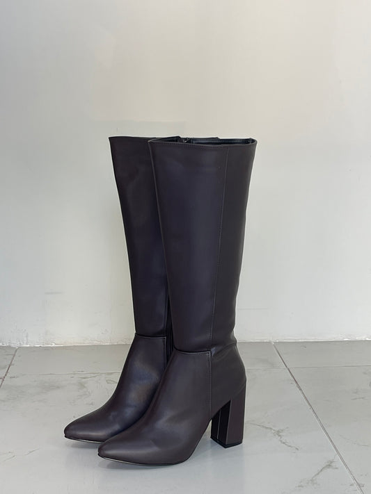 Regia chocolate botas altas