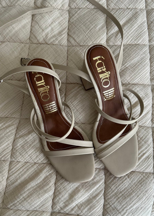 Malawi nude zapatillas