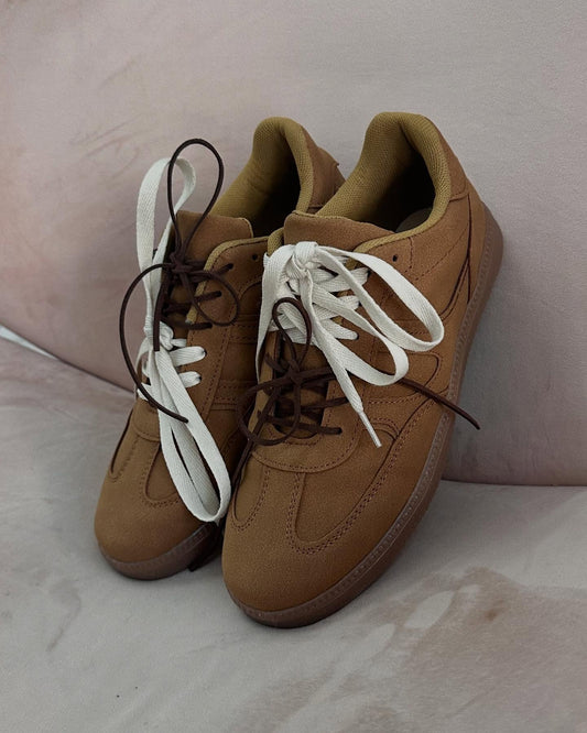 Sofia melle oscuro sneakers