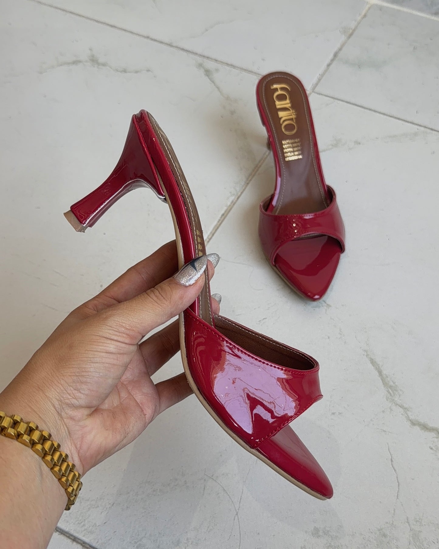 Brisa rojo zapatilla de tacón