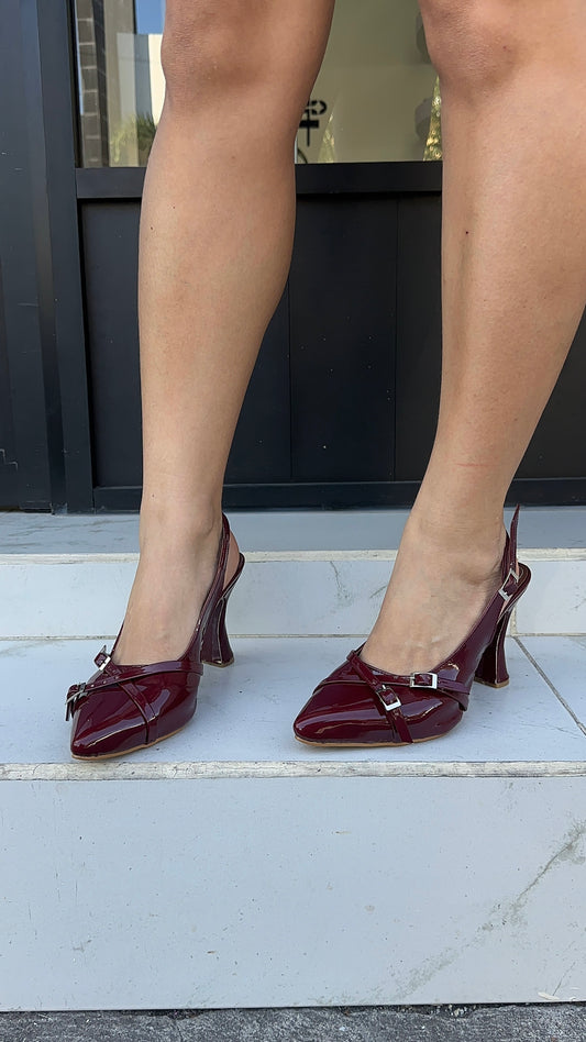 Antonella vino zapatillas de tacon con hebillas