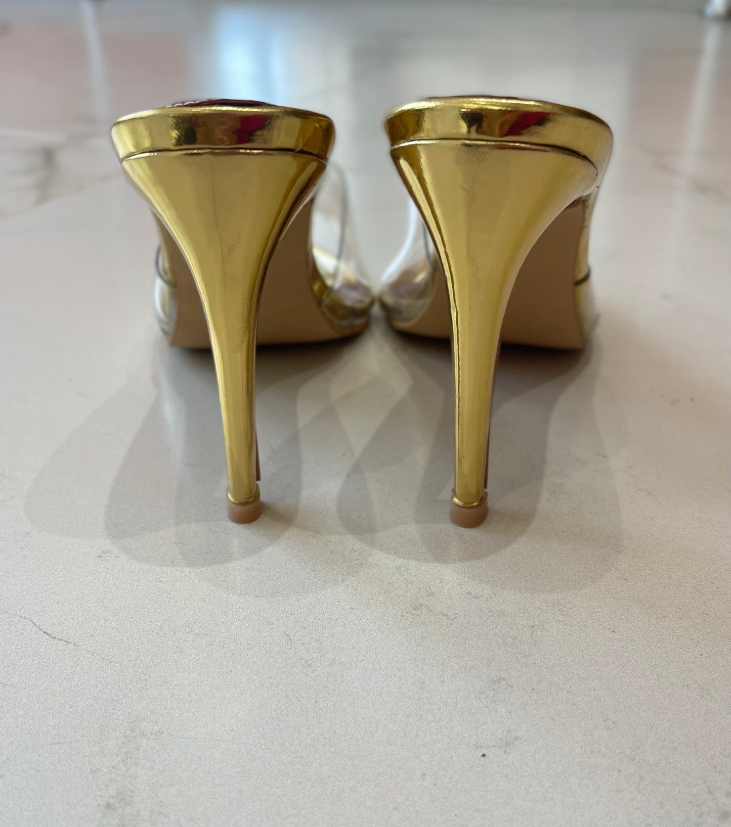 Aura dorado zapatillas