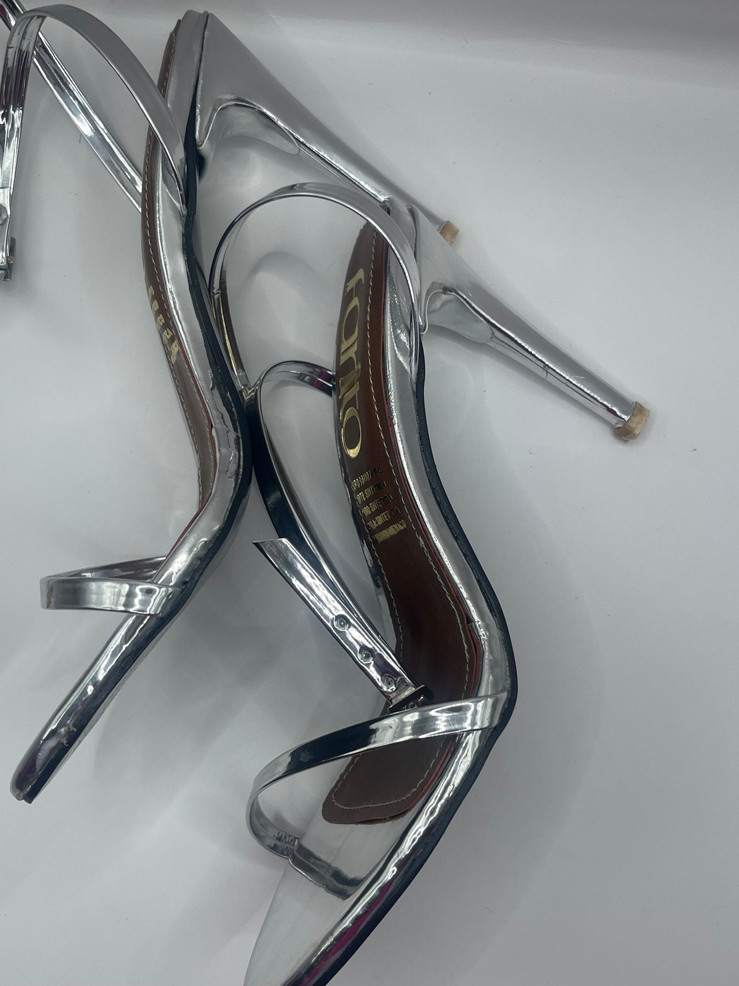 Farah plata zapatillas de tacon con hebilla