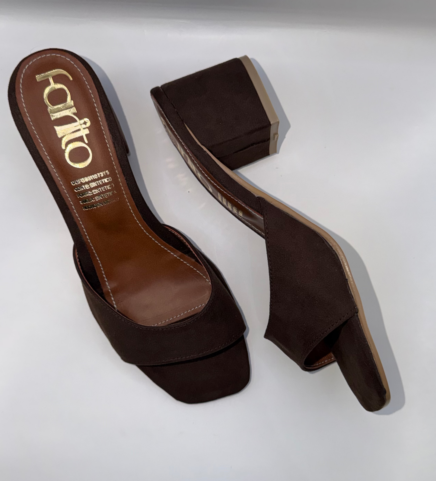 Zarita marrone gamuza zapatillas de tacon